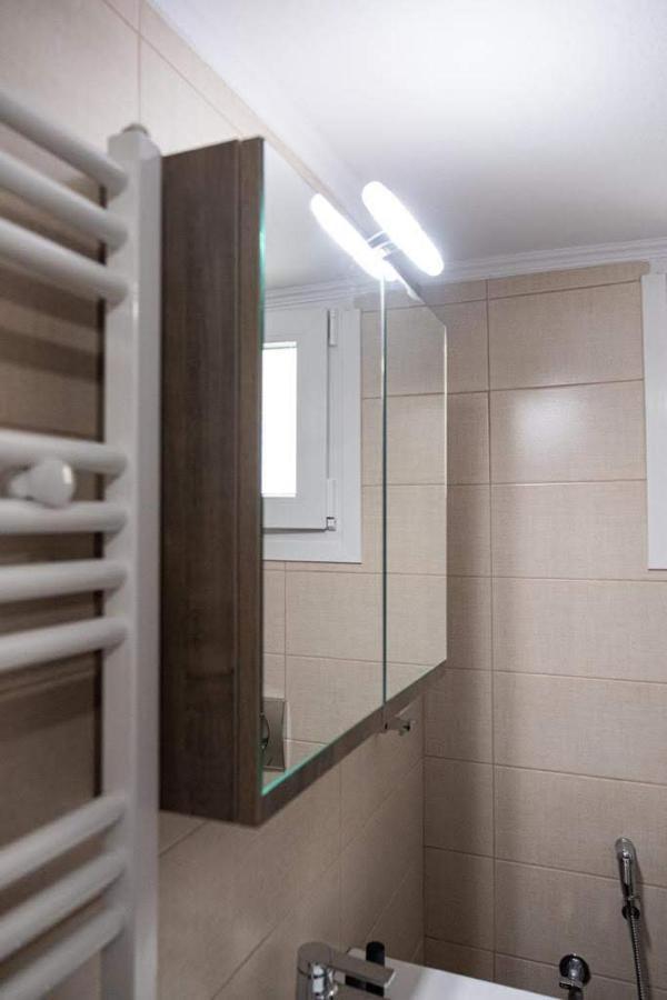 Apartment One Драма Экстерьер фото