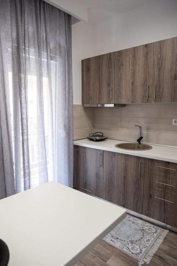 Apartment One Драма Экстерьер фото